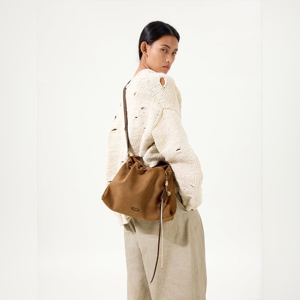 Small Gather Bag Set - Ochre Suede - Picture 4 of 13